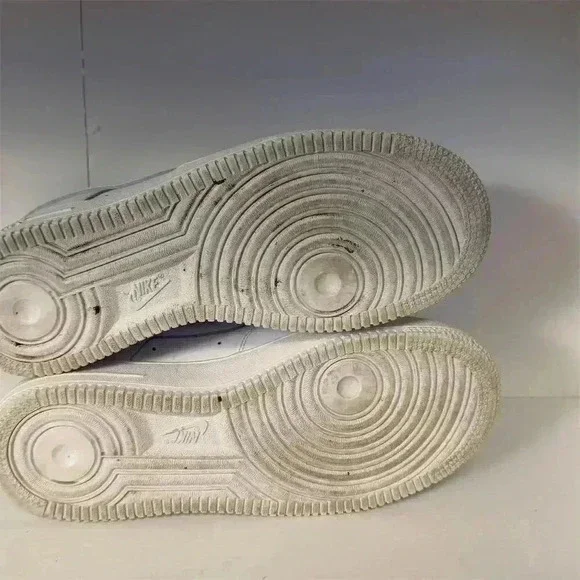 Nike Air Force 1 '07  Sneakers White Size 7 Low Top Casual Shoes Unisex Trendy - Picture 7 of 7